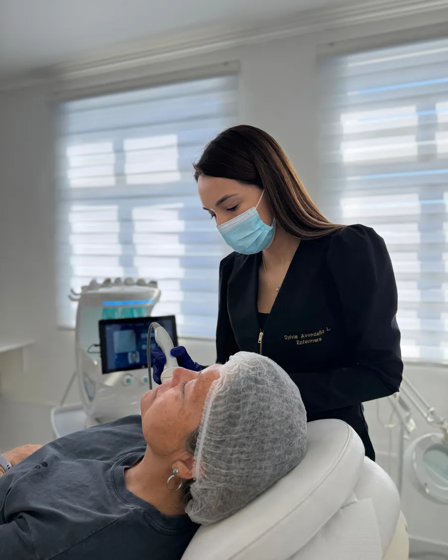 Hidrodermoabrasión facial en Concón — Aphrodite